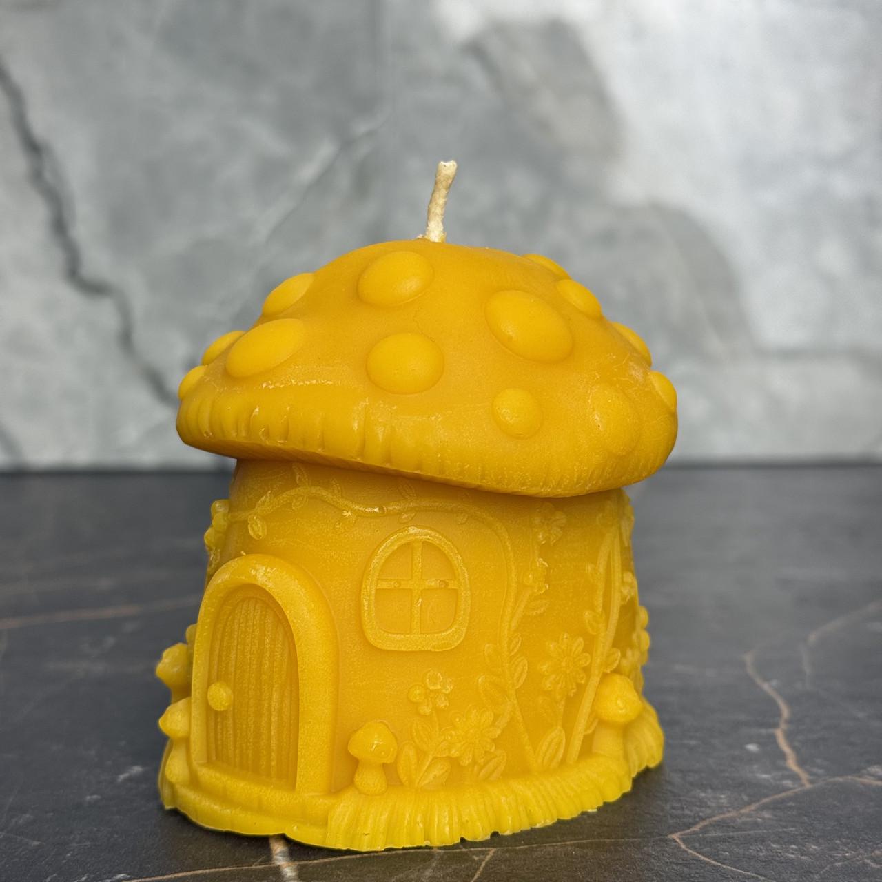 Свеча подарочная Восковая Грибочек декоративный натуральный из пчелиного воска 100х75 мм