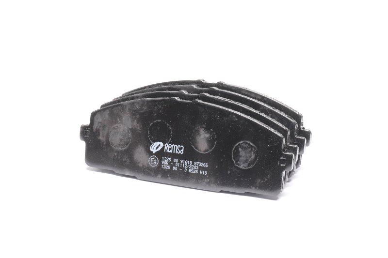 Тормозные колодки дисковые REMSA для Toyota Hiace v 2.7 vvti 3.0d 2.5d-4d 05-передние (1325.00)
