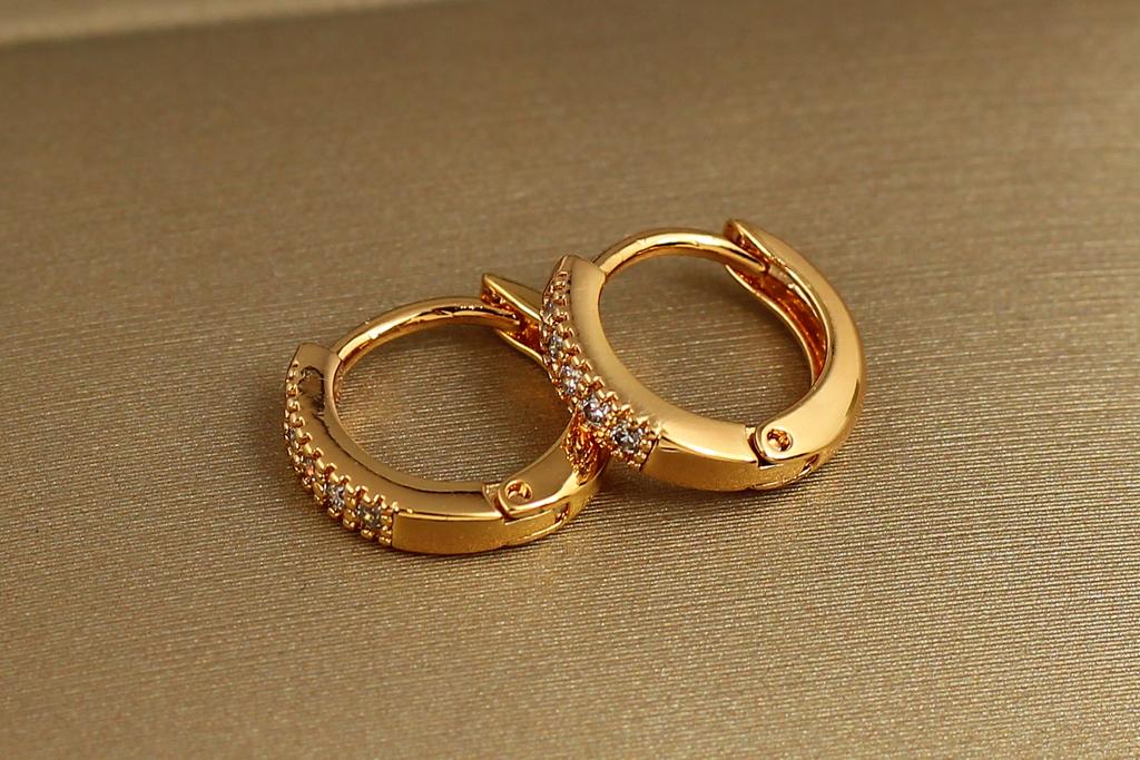 Серьги Xuping Jewelry колечки с камешками 11 мм Золотистый