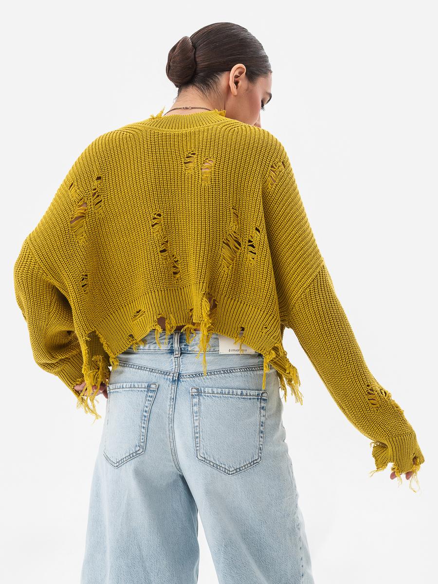 Свитер женский с рваным эффектом SVTR р. 42-50 Горчичный (562) - фото 7