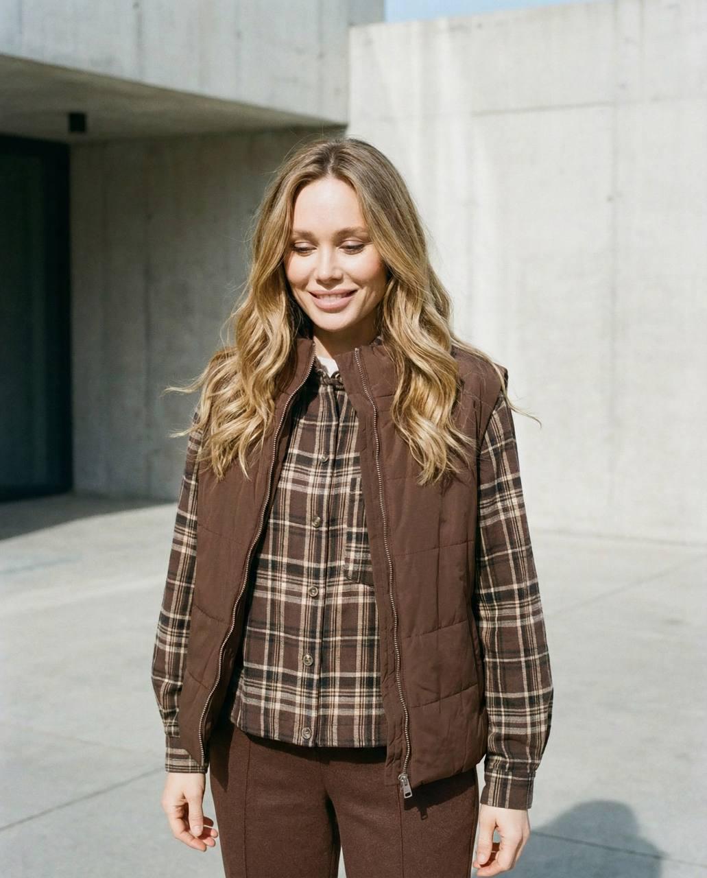 Жилет женский Seventeen XXL-3XL Шоколадный