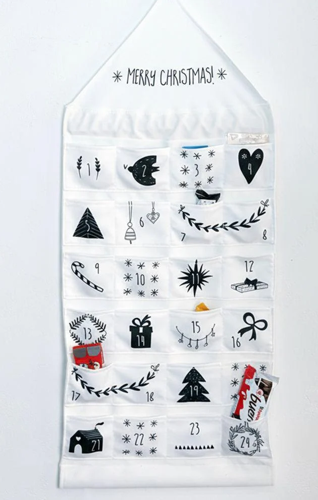 Адвент-календарь Рождественский домик с карманами на 24 дня на английском языке (ADV_NG_6_ENG) Адвент-календарь Рождественский домик с карманами на 24 дня на английском языке (ADV_NG_6_ENG)