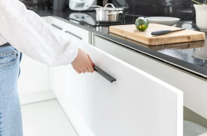 Висувна система GTV AxisPro l-450 мм середній H116 Білий (PB-AXISPRO-KPL450B1) - фото 4 Висувна система GTV AxisPro l-450 мм середній H116 Білий (PB-AXISPRO-KPL450B1) - фото 4