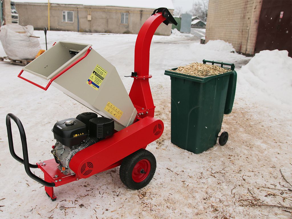 Подрібнювач гілок Arpal на щепу з бензиновим двигуном - фото 6 Подрібнювач гілок Arpal на щепу з бензиновим двигуном - фото 6