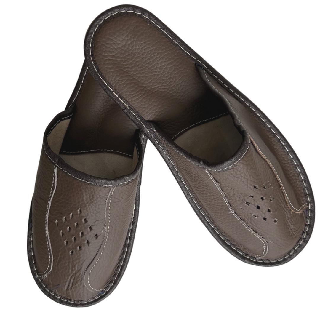 Чоловічі тапочки з натуральної шкіри р. 41 Коричневий (2603502337) - фото 3 Чоловічі тапочки з натуральної шкіри р. 41 Коричневий (2603502337) - фото 3