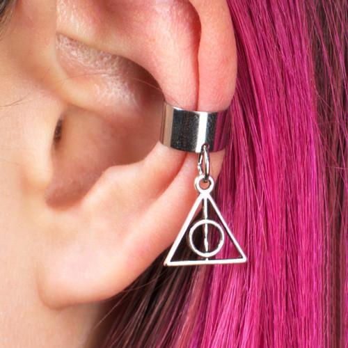 Сережка каф Дари смерті з Гаррі Поттера (2762093759)