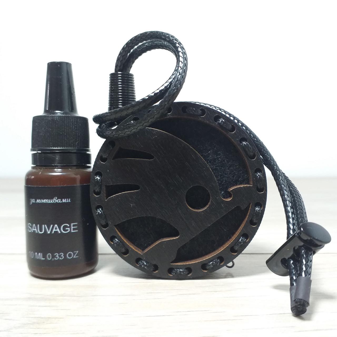Ароматизатор-подвеска для авто из дерева и войлока с логотипом Škoda и ароматом Sauvage (KG-12252)