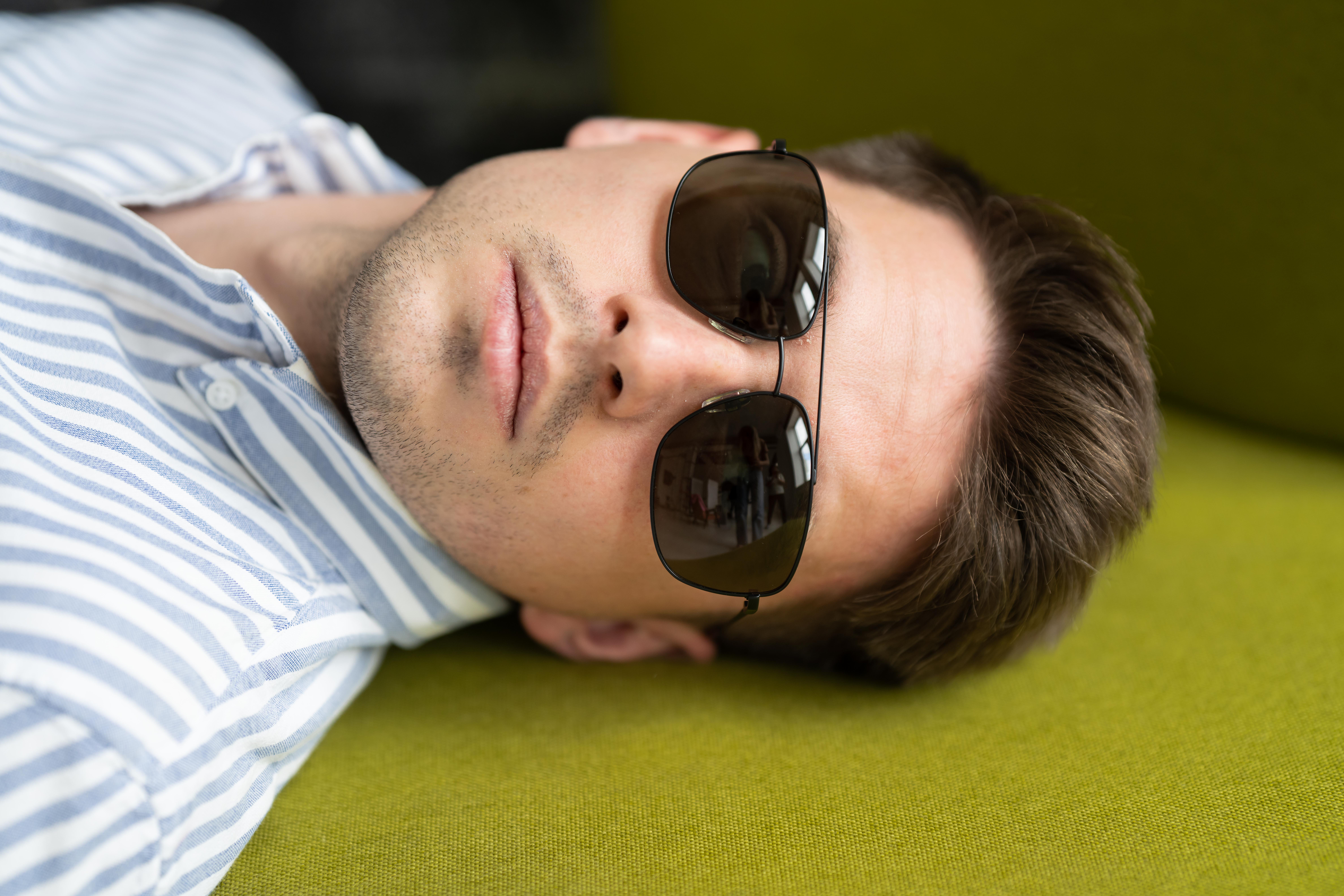 Сонцезахисні окуляри чоловічі MEGAPOLIS 716 Black (11649965) - фото 6 Сонцезахисні окуляри чоловічі MEGAPOLIS 716 Black (11649965) - фото 6