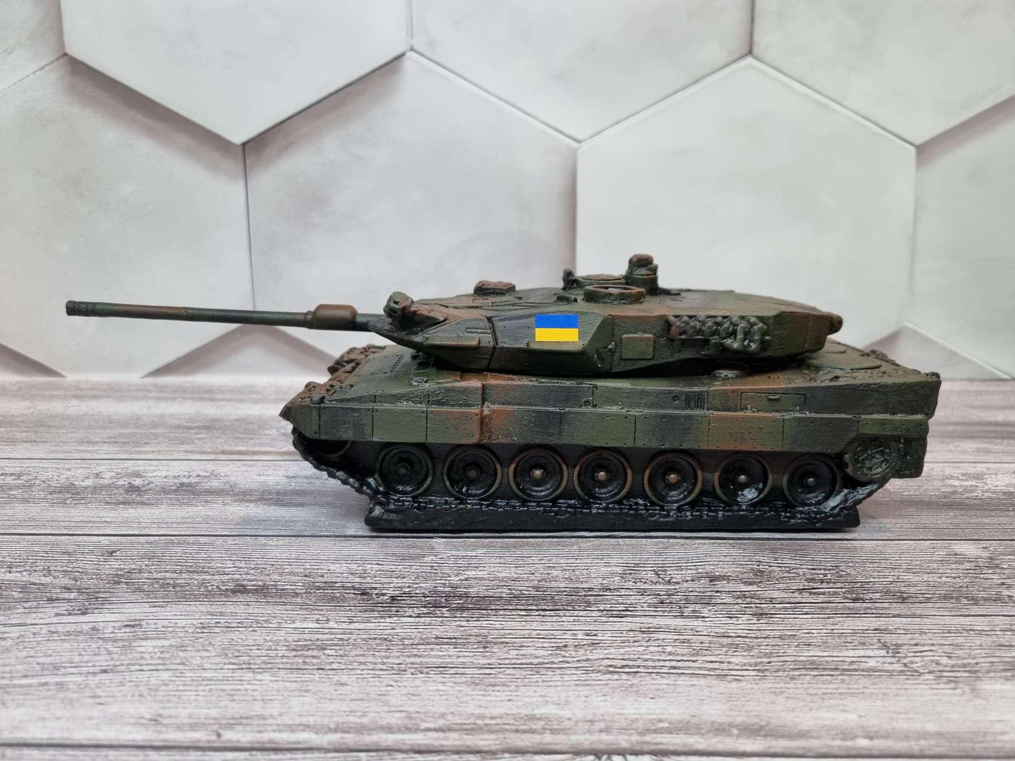 Статуетка Leopard 2А6 - фото 2 Статуетка Leopard 2А6 - фото 2