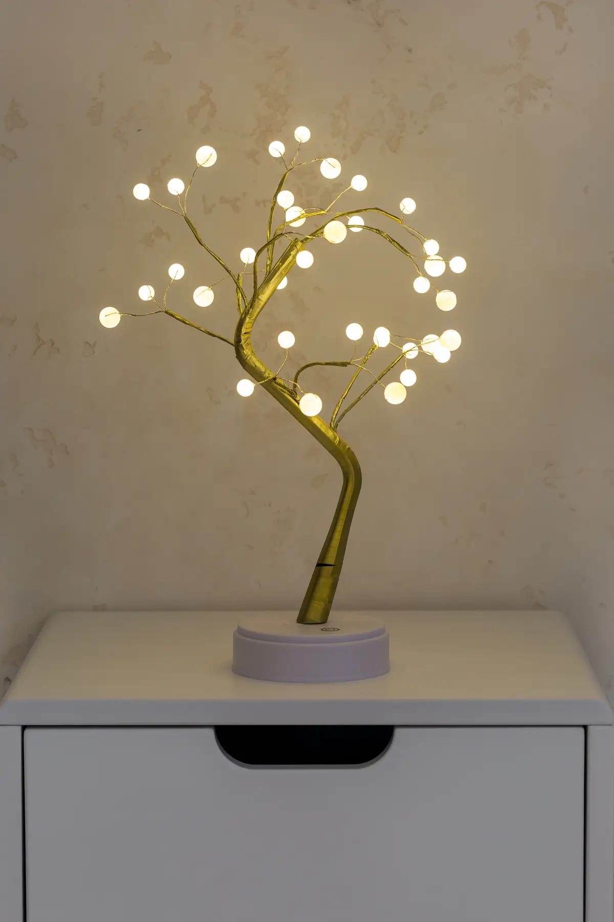 Нічник настільний Arte Lamp A20001-36 Gold (18956470) - фото 3 Нічник настільний Arte Lamp A20001-36 Gold (18956470) - фото 3