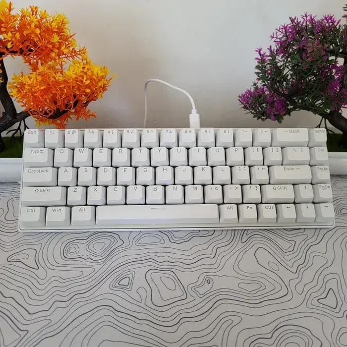 Клавиатура игровая Skylion K680 проводная механическая с RGB подсветкой Red Switch White