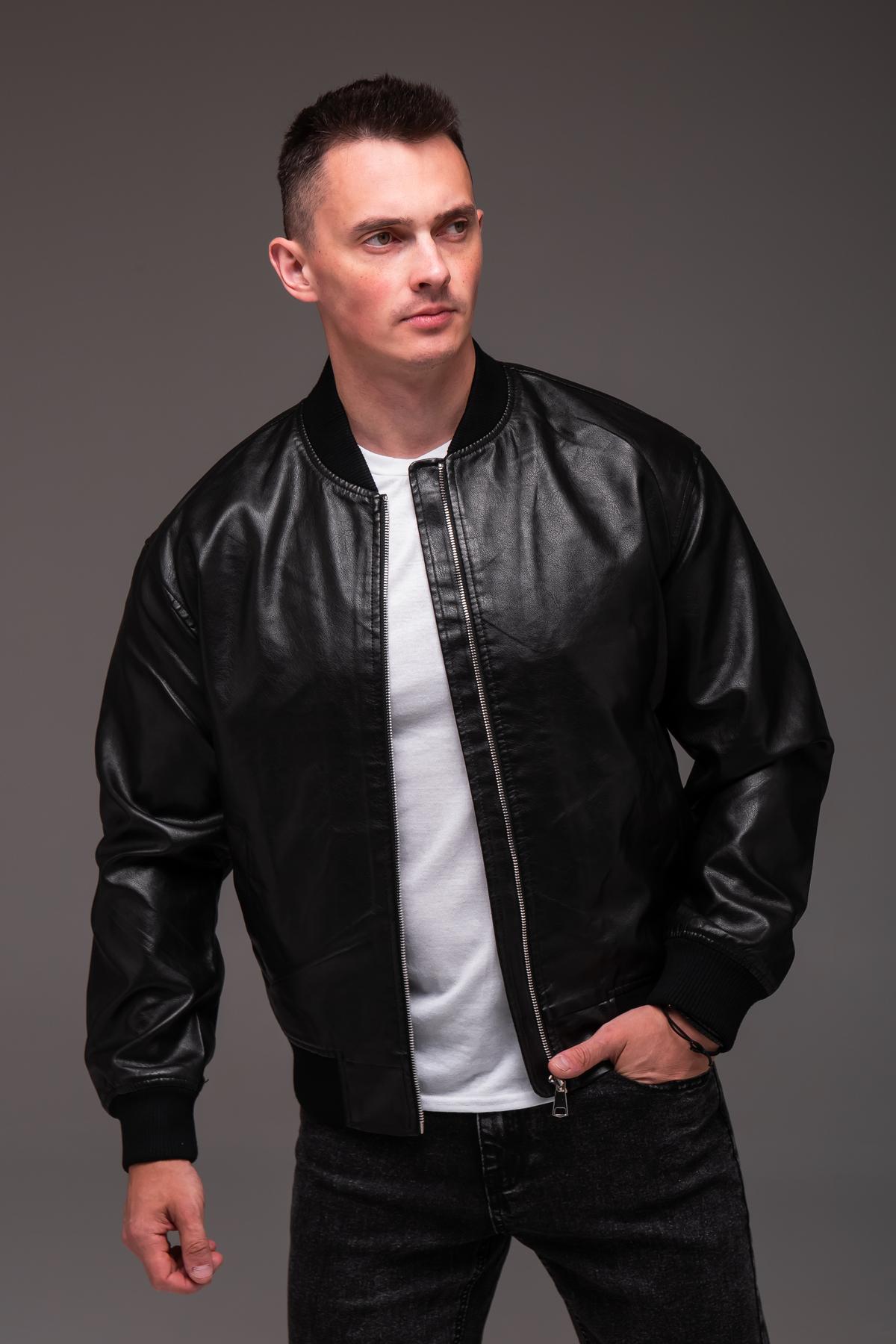 Бомбер чоловічий з еко шкіри весняно-осінній M Чорний (2410) - фото 7 Бомбер чоловічий з еко шкіри весняно-осінній M Чорний (2410) - фото 7