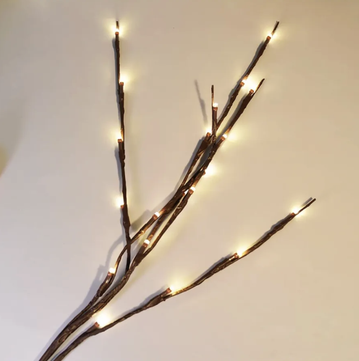 Светильник LED ветка 20 ламп на батарейках Теплый белый свет (199) Светильник LED ветка 20 ламп на батарейках Теплый белый свет (199)