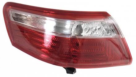 Фонарь задний левый Toyota Camry 2006-2011 наружный (8156133480)