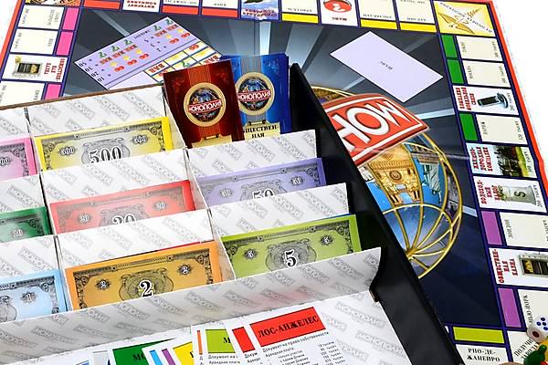 Настільна гра ARTOS GAMES Монополія-Люкс (MTT-9366) - фото 2 Настільна гра ARTOS GAMES Монополія-Люкс (MTT-9366) - фото 2