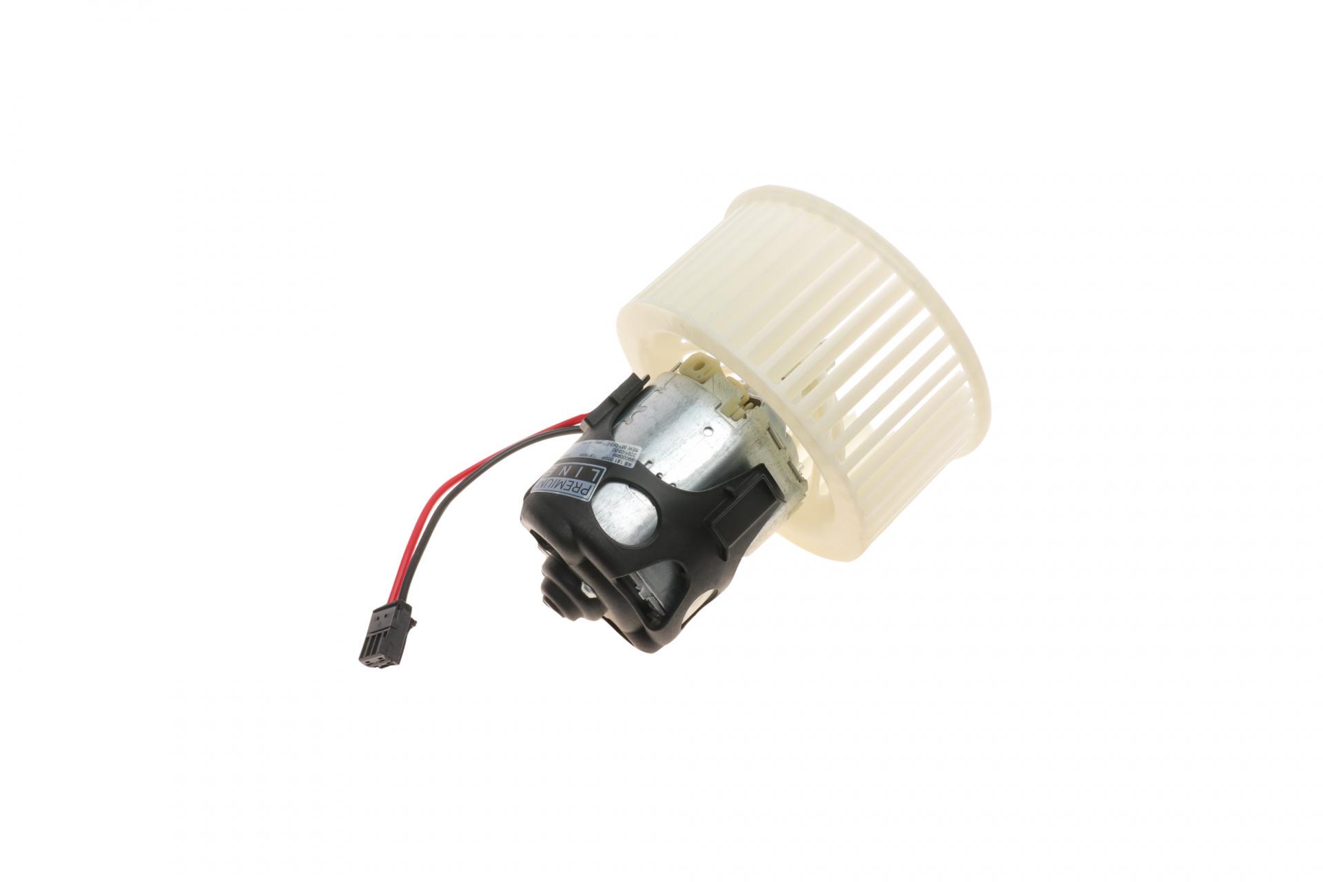 Моторчик печи Mahle BMW 5 F10/7 F01/F02/F03/F04 08-18 AB 151 000P