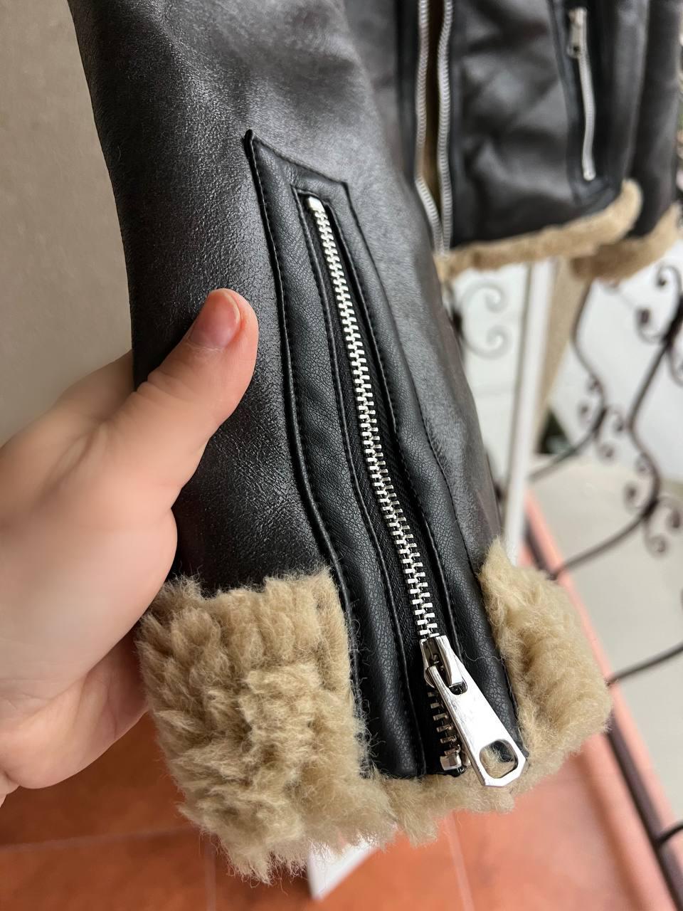 Дублянка жіноча Aftf Basic 2407 коротка блискавка з хутром екозамша M Темно-коричневий (3124) - фото 9