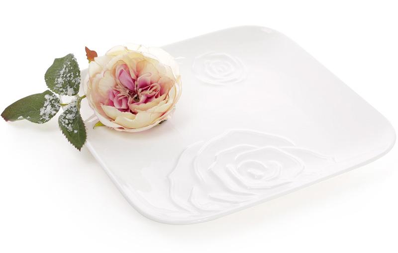 Набор фарфоровых обеденных тарелок White Rose 25x25 см 3 шт. Белый (BD-558-519) - фото 2 Набор фарфоровых обеденных тарелок White Rose 25x25 см 3 шт. Белый (BD-558-519) - фото 2