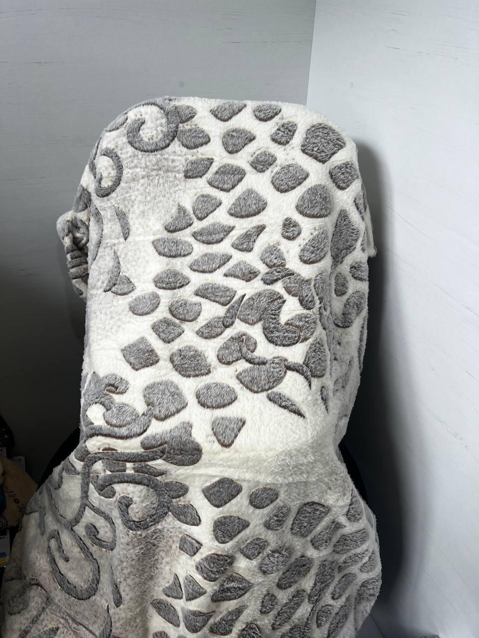 Плед из микрофибры 150х200 см Серый (Д-2110-08) - фото 2 Плед из микрофибры 150х200 см Серый (Д-2110-08) - фото 2