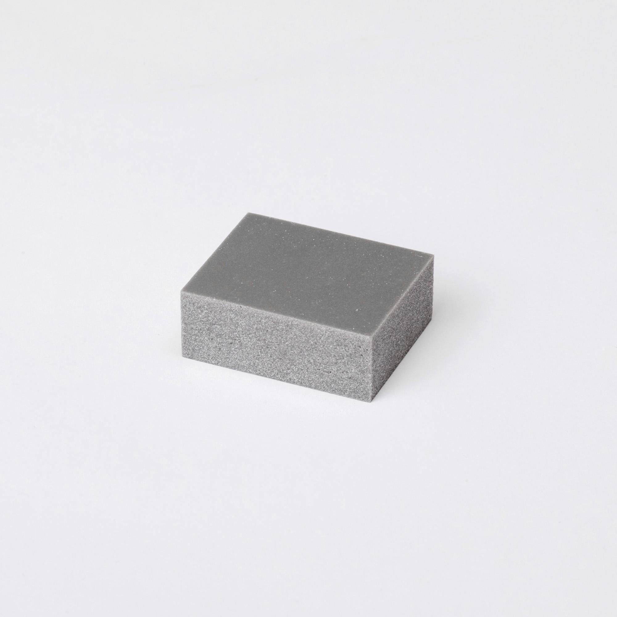 Ластик для удаления ржавчины Naniwa Rust Eraser Gray - фото 3 Ластик для удаления ржавчины Naniwa Rust Eraser Gray - фото 3
