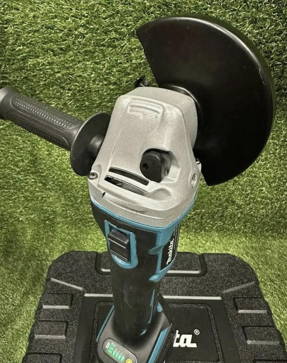 Болгарка аккумуляторная DGA511 бесщеточная 48V 6A Сине-черная (8900) - фото 5