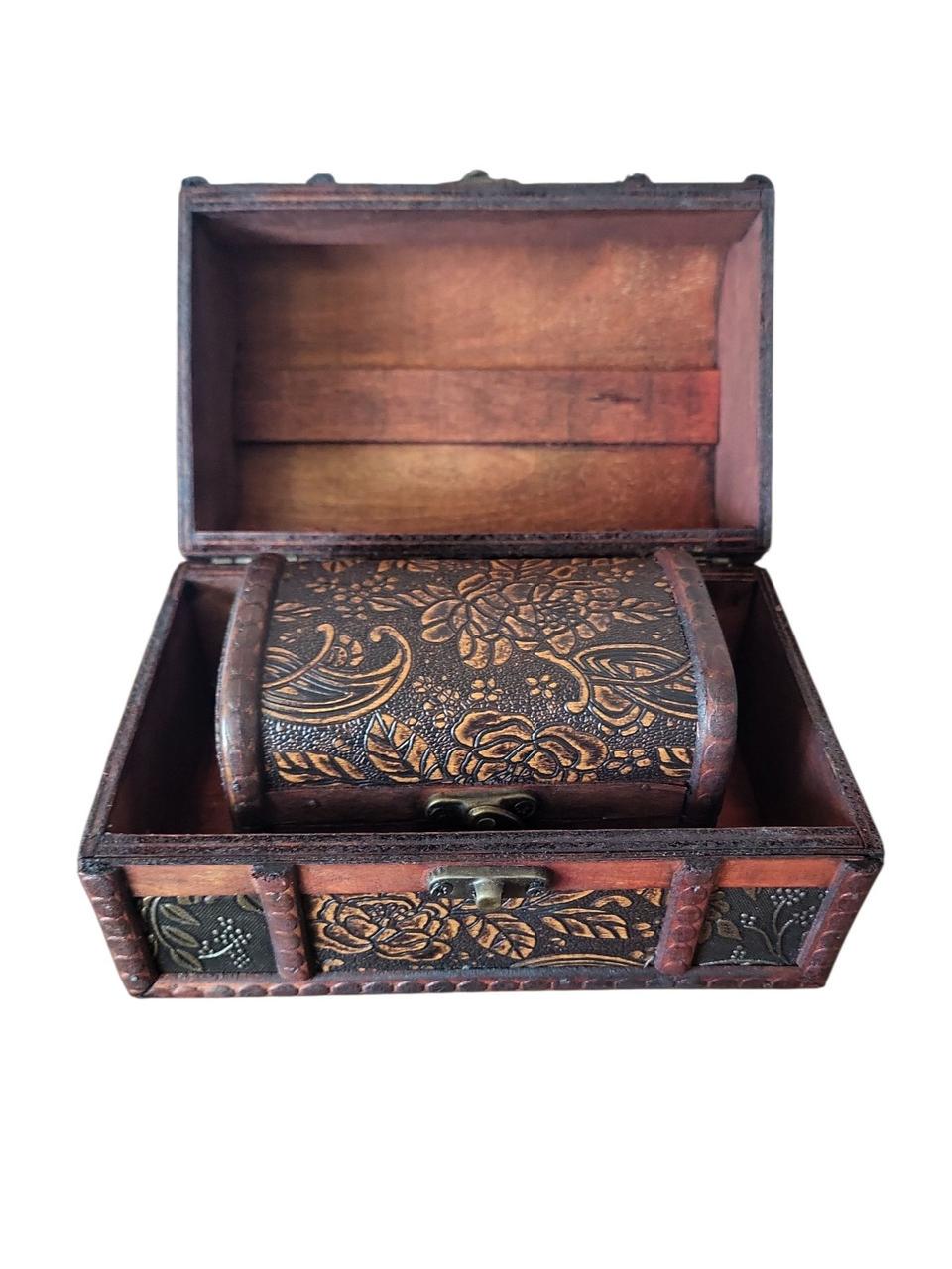 Набор сундуков для карт таро/рун деревянные с цветочками 2 шт. (2696040893) - фото 2 Набор сундуков для карт таро/рун деревянные с цветочками 2 шт. (2696040893) - фото 2