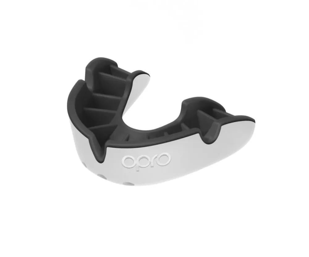 Капа OPRO Silver доросла вік 11+ White/Black (art.102502005)
