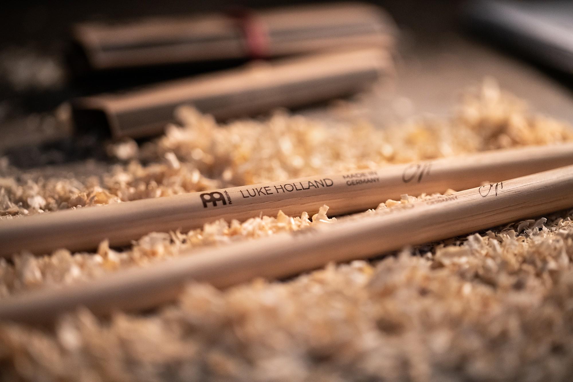 Палички барабанні Meinl SB600 Luke Holland American Hickory (128463) - фото 25 Палички барабанні Meinl SB600 Luke Holland American Hickory (128463) - фото 25