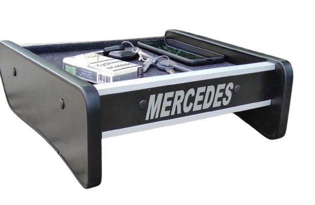Полочка на панель приладів Mercedes Vario (27479320) Полочка на панель приладів Mercedes Vario (27479320)