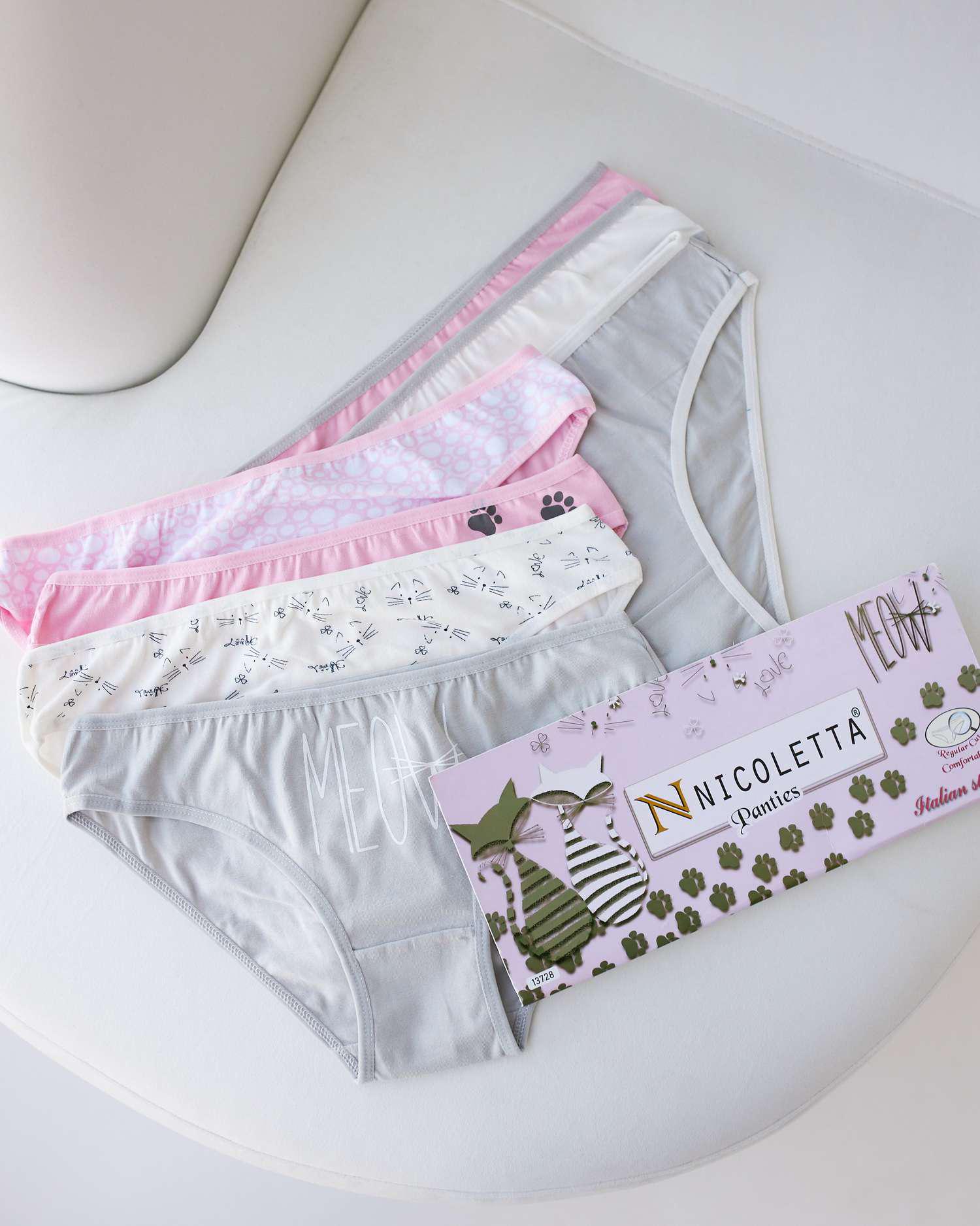Набор женских трусиков неделек M 7 шт. (13728)
