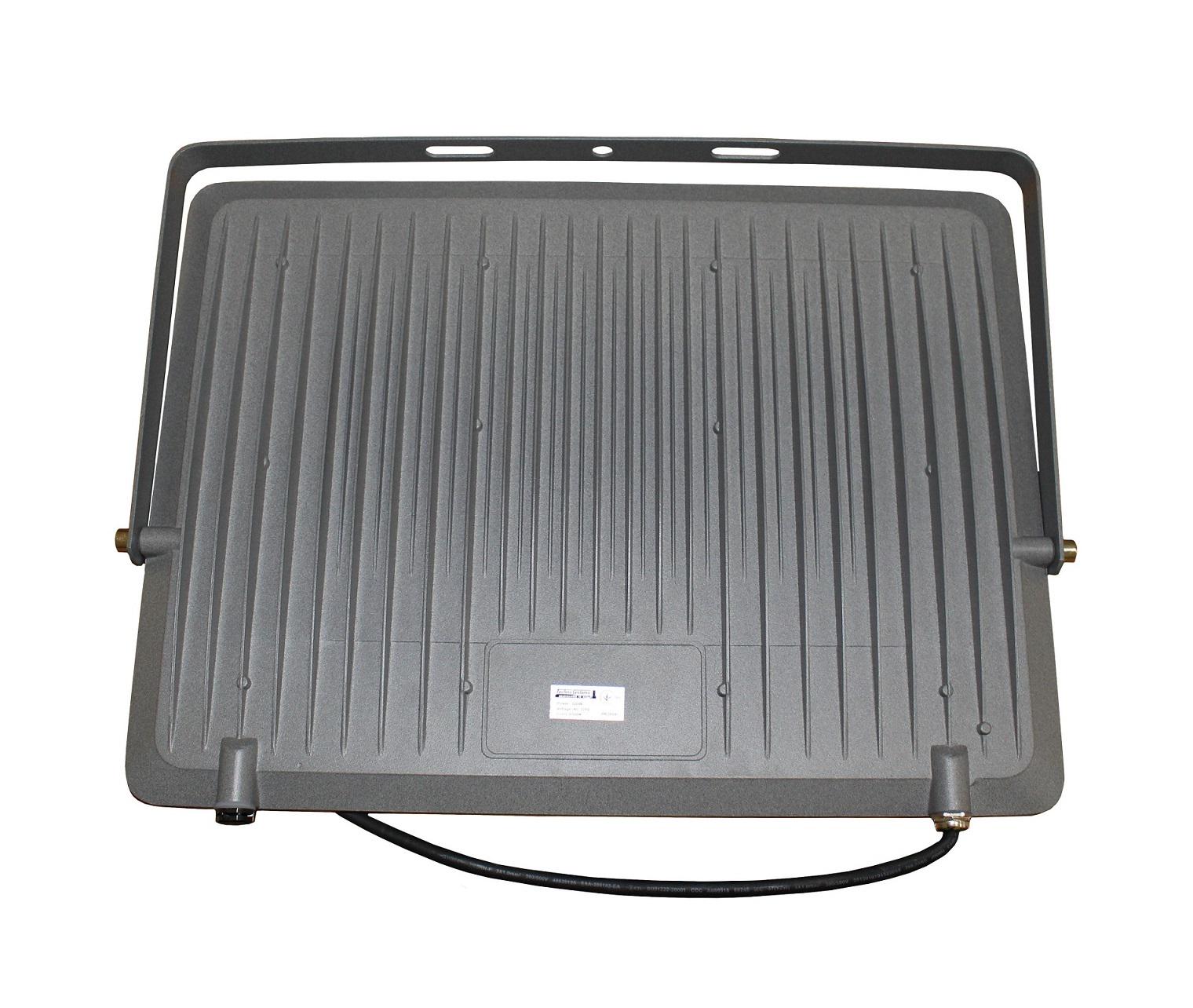 Прожектор LED TechnoSystems GOLDEN Slim 300W 220V 33000Lm 6500K IP65 (TNSy5000997) - фото 2 Прожектор LED TechnoSystems GOLDEN Slim 300W 220V 33000Lm 6500K IP65 (TNSy5000997) - фото 2