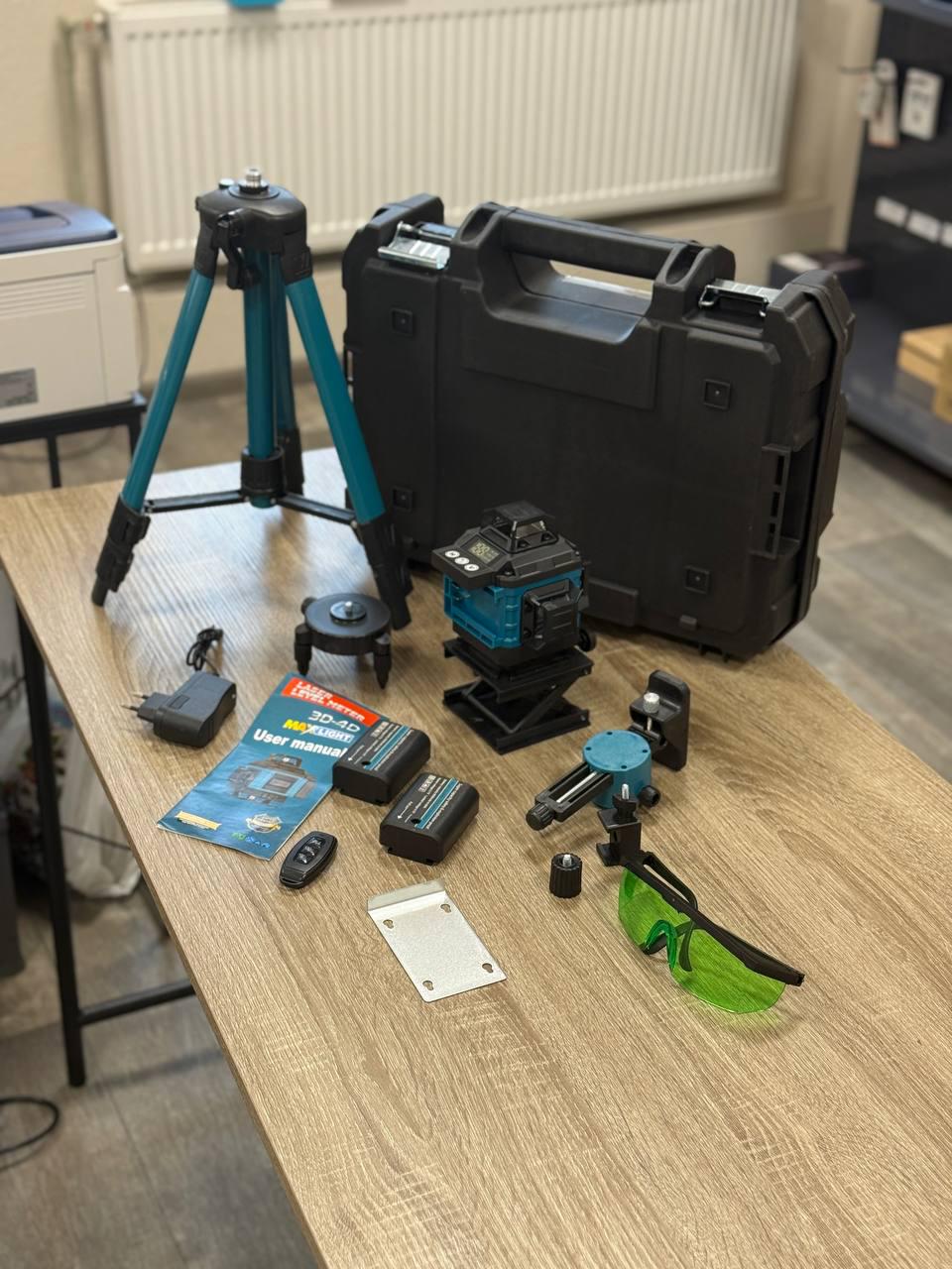 Лазерний 4D рівень акумуляторний Huepar 2 АКБ 16 ліній пульт дистанційного керування/цифровий дисплей/штатив (1234321) - фото 4 Лазерний 4D рівень акумуляторний Huepar 2 АКБ 16 ліній пульт дистанційного керування/цифровий дисплей/штатив (1234321) - фото 4