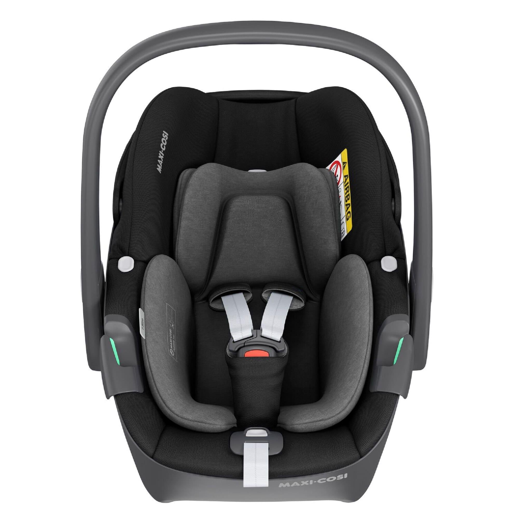 Автокресло Maxi-Cosi Pebble 360 Essential Black (8044672110) - фото 2 Автокресло Maxi-Cosi Pebble 360 Essential Black (8044672110) - фото 2