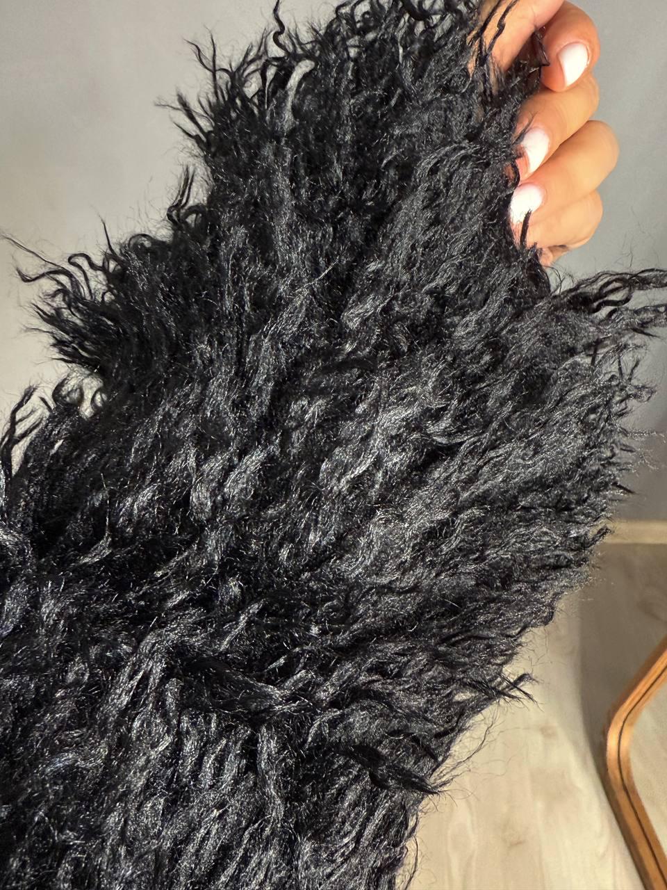 Шуба жіноча LADY YEP 10018 штучна під ламу з коміром M Чорний (5015) - фото 7 Шуба жіноча LADY YEP 10018 штучна під ламу з коміром M Чорний (5015) - фото 7