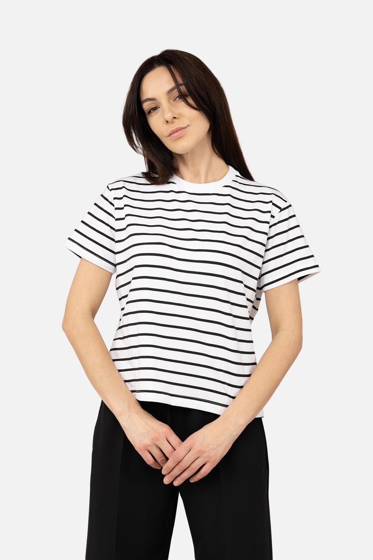 Футболка женская ЦБ-00266499 с коротким рукавом р. 44 Белый (SKT001036241)