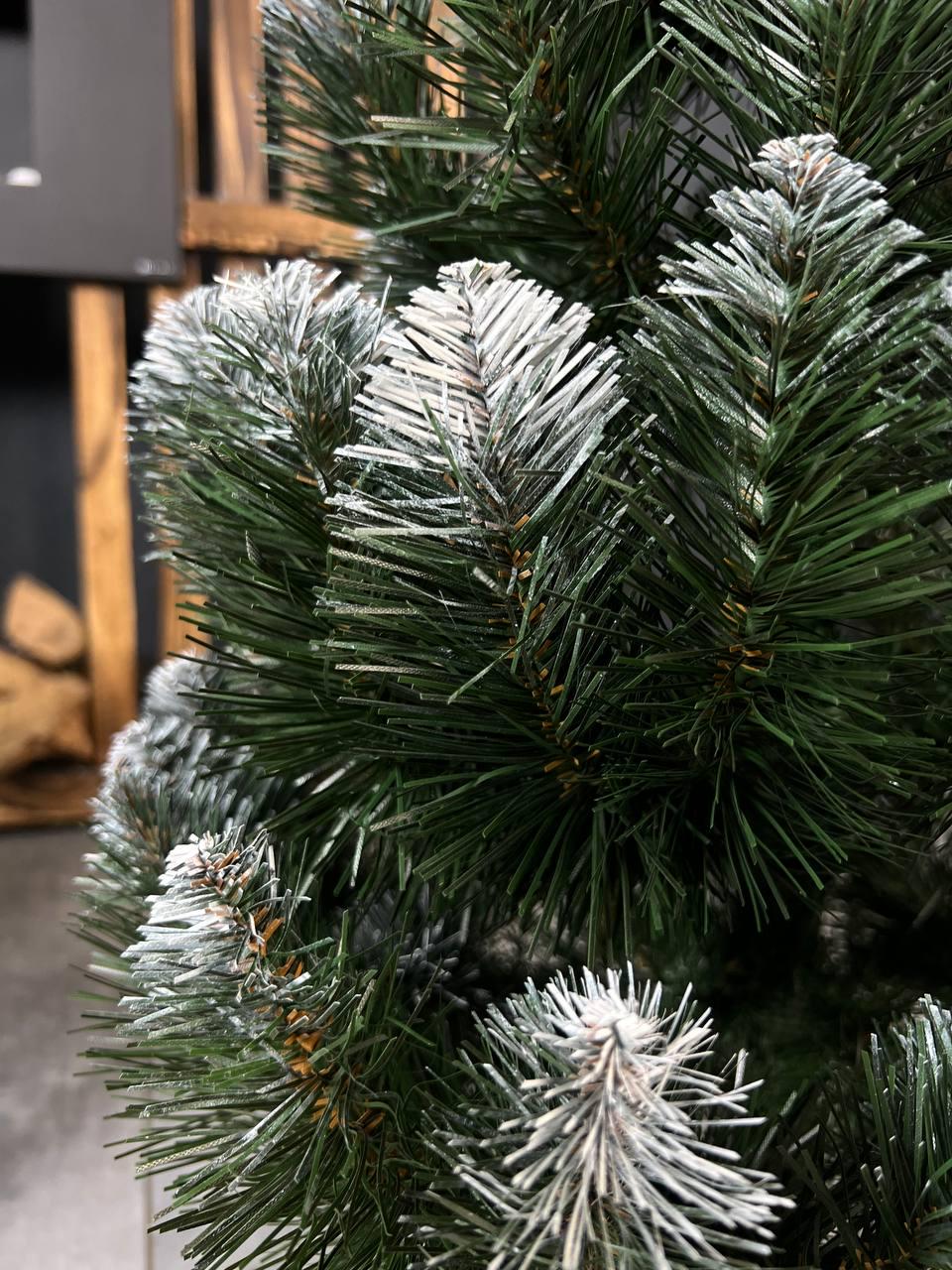 Штучна ялинка Снігова королева 1 м з білими кінчиками Зелений (YA678252) - фото 3 Штучна ялинка Снігова королева 1 м з білими кінчиками Зелений (YA678252) - фото 3