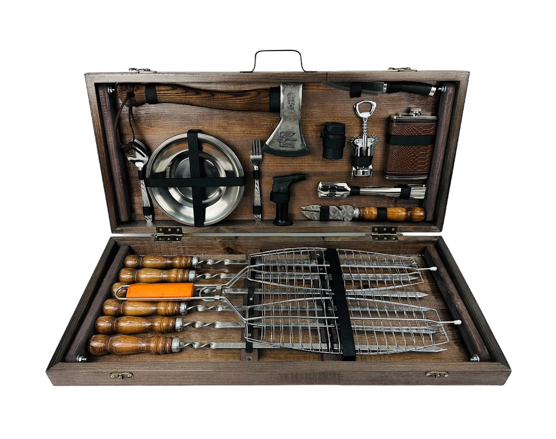 Набор шампуров подарочный Титан в деревянном кейсе на 37 предметов (106-10-KS-7505)