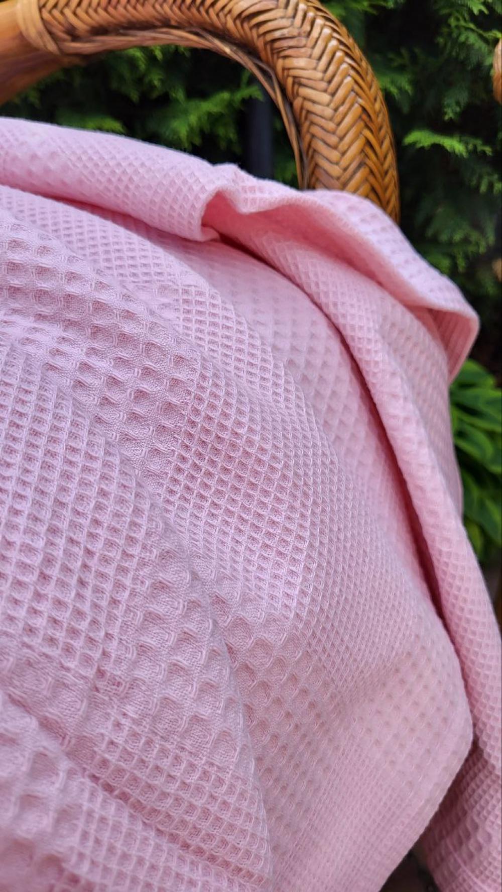 Покрывало Пике Вафелька 140x220 см Светло-розовый (11210) - фото 7 Покрывало Пике Вафелька 140x220 см Светло-розовый (11210) - фото 7