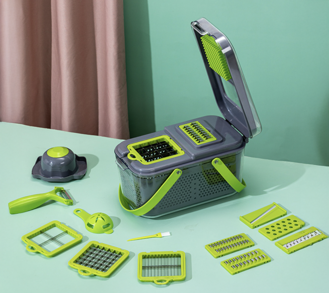 Овочерізка ручна механічна з контейнером 22 предмета (Е500043) Овочерізка ручна механічна з контейнером 22 предмета (Е500043)