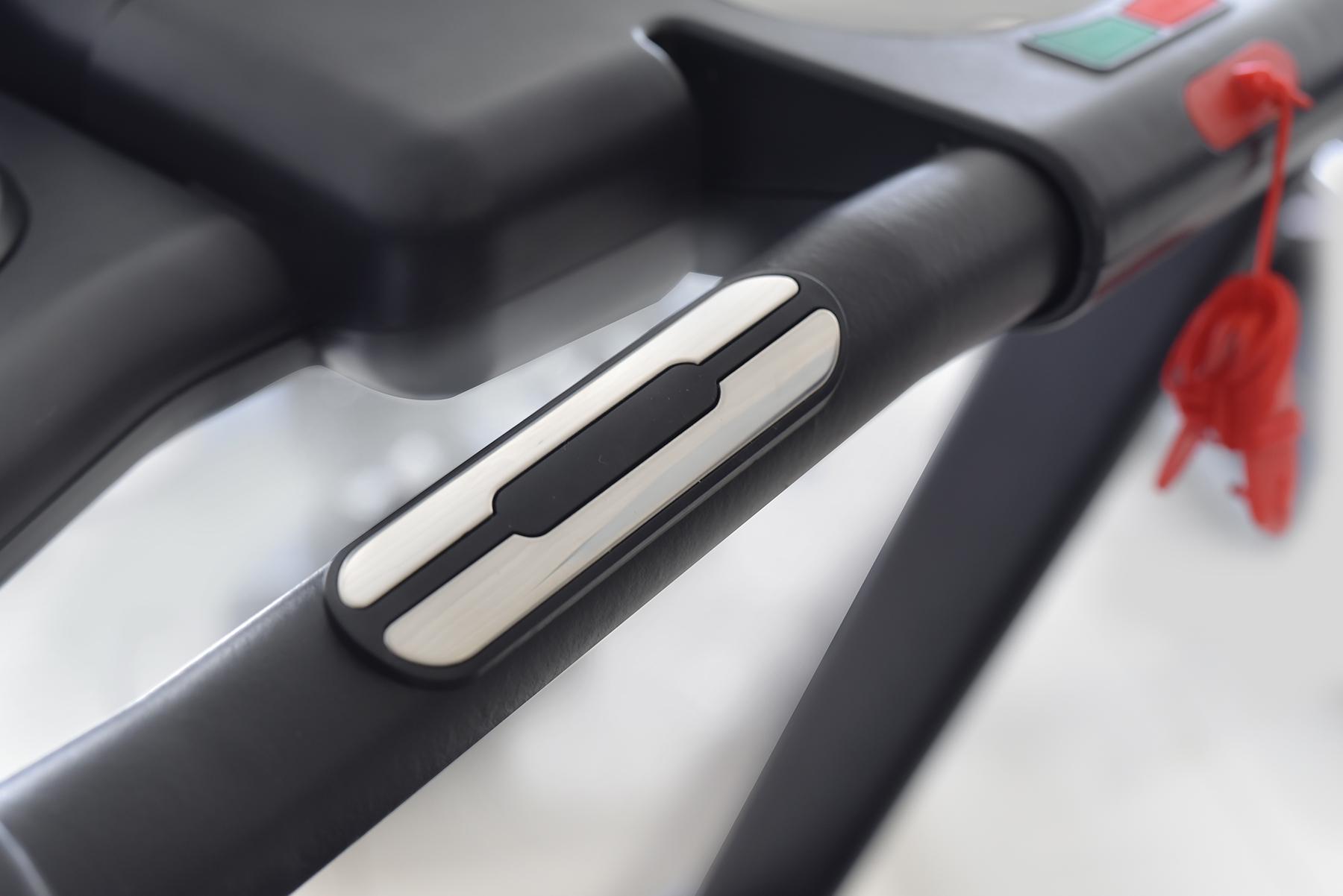 Беговая дорожка Toorx Treadmill Experience Plus TFT (EXPERIENCE-PLUS-TFT) - фото 7 Беговая дорожка Toorx Treadmill Experience Plus TFT (EXPERIENCE-PLUS-TFT) - фото 7