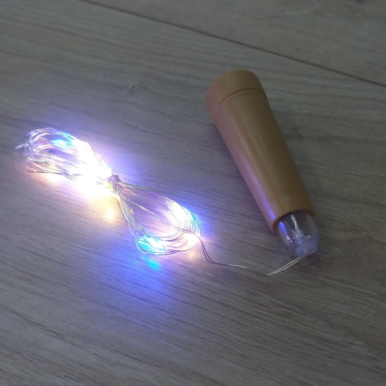 Гирлянда пробка проволочная 20 led светодиодная на батарейке ААА 2 м Мультиколор (KG-6912) Гирлянда пробка проволочная 20 led светодиодная на батарейке ААА 2 м Мультиколор (KG-6912)