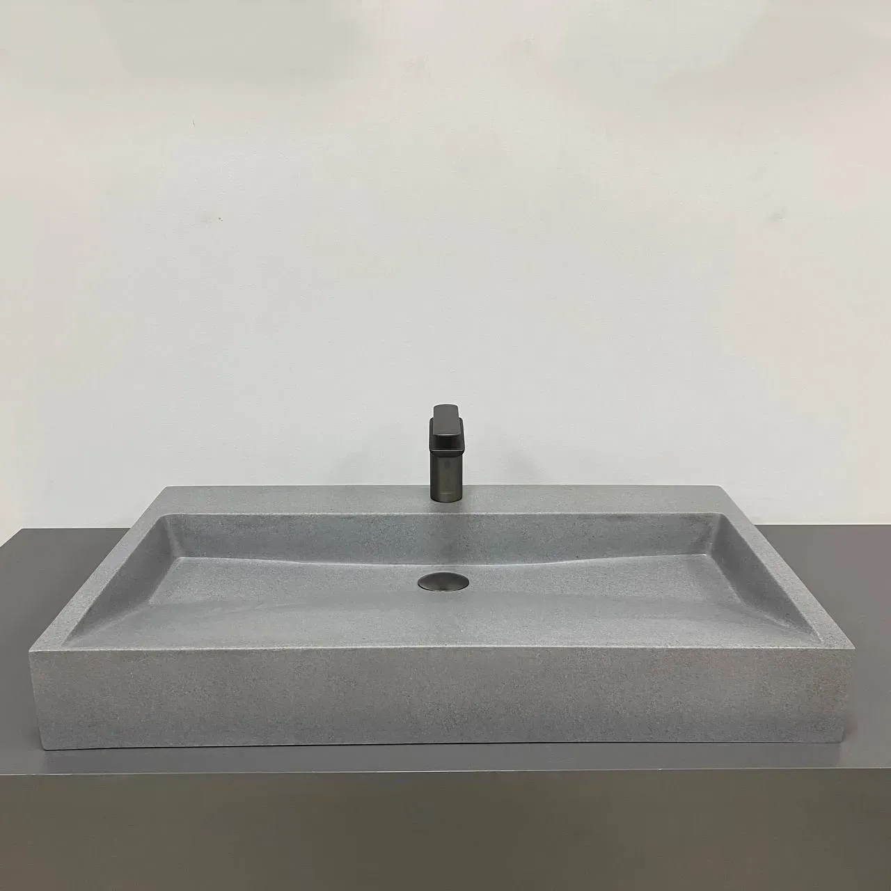 Раковина подвесная VBI VIESTE прямоугольная 890x450 мм Серый матовый (RM-VBI-016801) - фото 1
