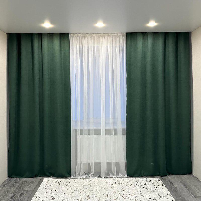 Комплект штор микровелюр 2 шт. 1,5х2,7 м готовые на шторной тесьме 6 см Зеленый (petek-V589)