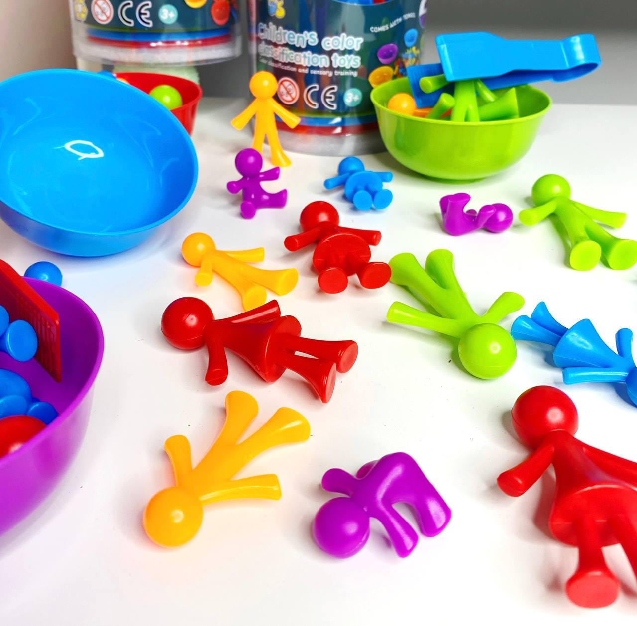 Розвиваюча гра Fun Game FD2188-25 Сортер Монтессорі сортуй по кольорах з пінцетами та тарілочками Happy Family (2360032347) - фото 4 Розвиваюча гра Fun Game FD2188-25 Сортер Монтессорі сортуй по кольорах з пінцетами та тарілочками Happy Family (2360032347) - фото 4