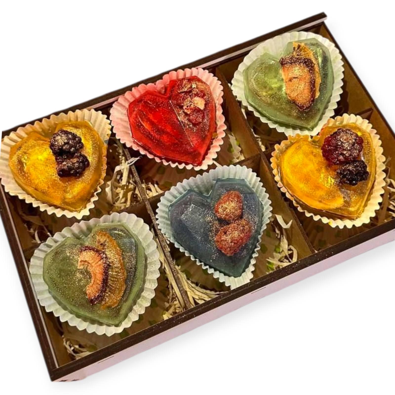 Подарочный набор чайными бомбочками сердца 6 шт. в подарочной упаковке (28678612)