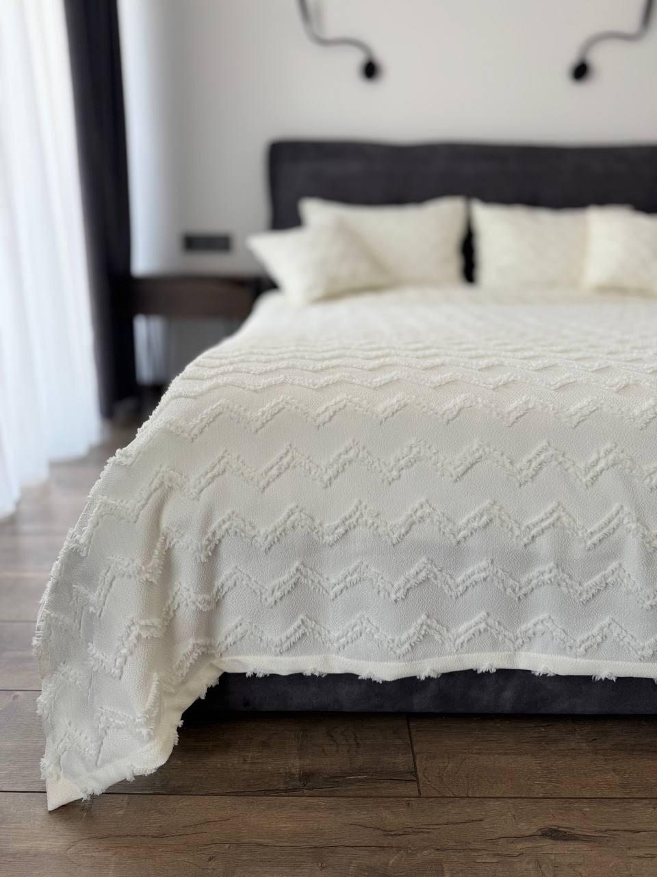 Покрывало Хельга 180x250 см Молочный (20774-2-180x250cm) - фото 1 Покрывало Хельга 180x250 см Молочный (20774-2-180x250cm) - фото 1