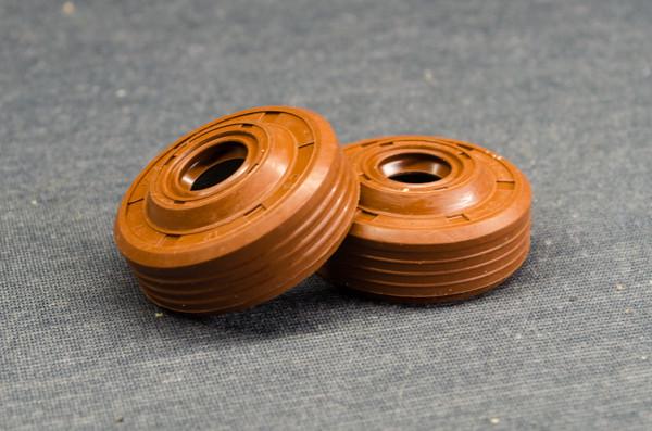 Сальник коленвала для бензопил Husqvarna 136/137/141/142/235R 2 шт. (1368)