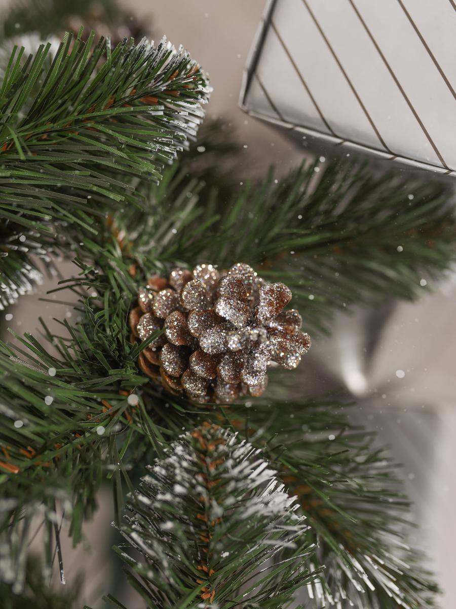 Искусственная елка пушистая со снегом YaLINKA КS20 с серебряными шишками и жемчужинами 200 см Серебристый (90887638) - фото 13 Искусственная елка пушистая со снегом YaLINKA КS20 с серебряными шишками и жемчужинами 200 см Серебристый (90887638) - фото 13