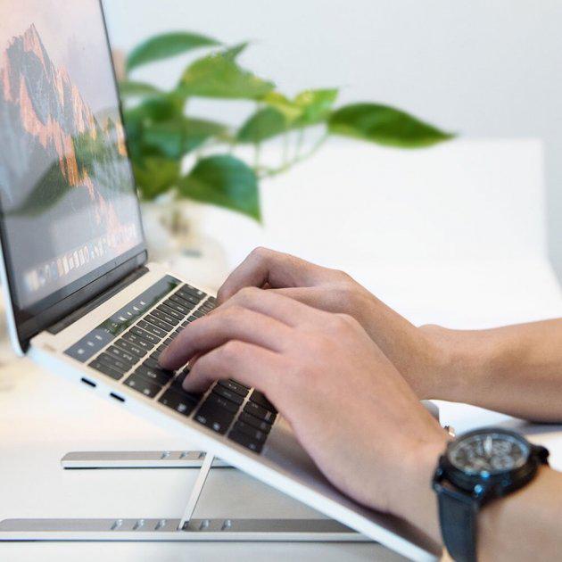 Підставка для ноутбука Wiwu S400 Laptop Stand Silver (66244) - фото 2 Підставка для ноутбука Wiwu S400 Laptop Stand Silver (66244) - фото 2