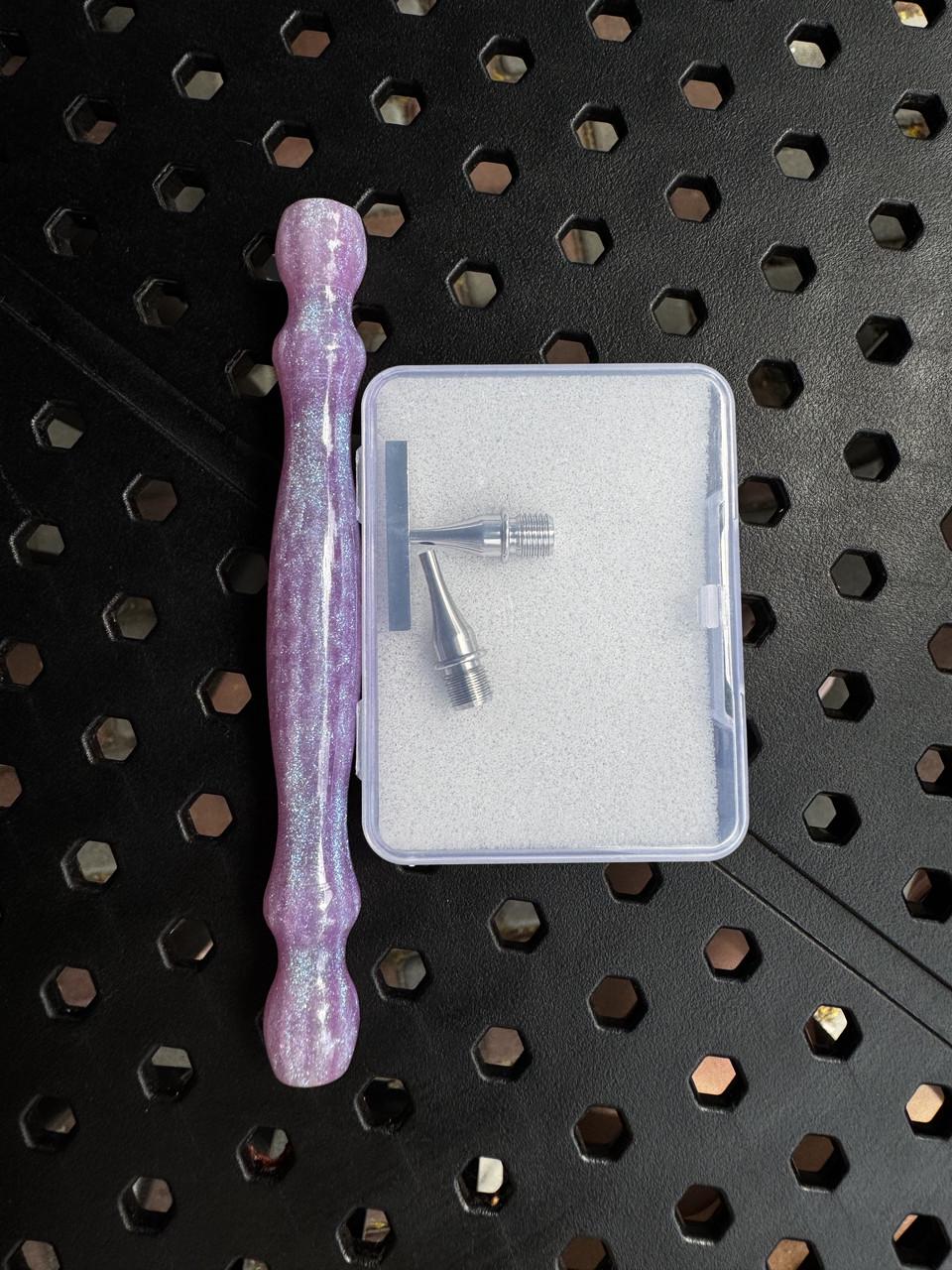 Стилус для алмазной мозаики с квадратными металлическими насадками на 1 и 10 камешков Розовый (2655331294) - фото 3